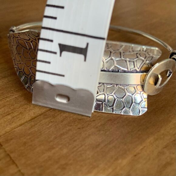 925 STERLING SILVER Artisan Made Bracelet - Picture 8 of 8